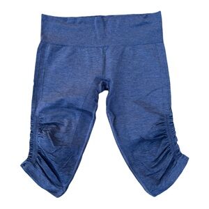 Lululemon | In The Flow Ruched Capri Leggings